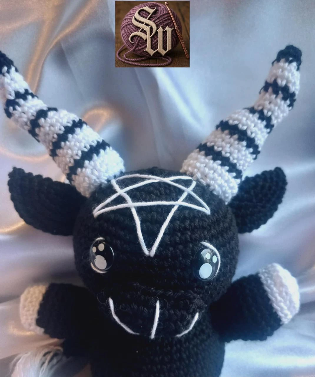 Baphomet Black & White – photo 2